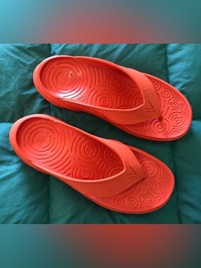VIONIC Tide RX Orange Recovery Sandals M9/W11